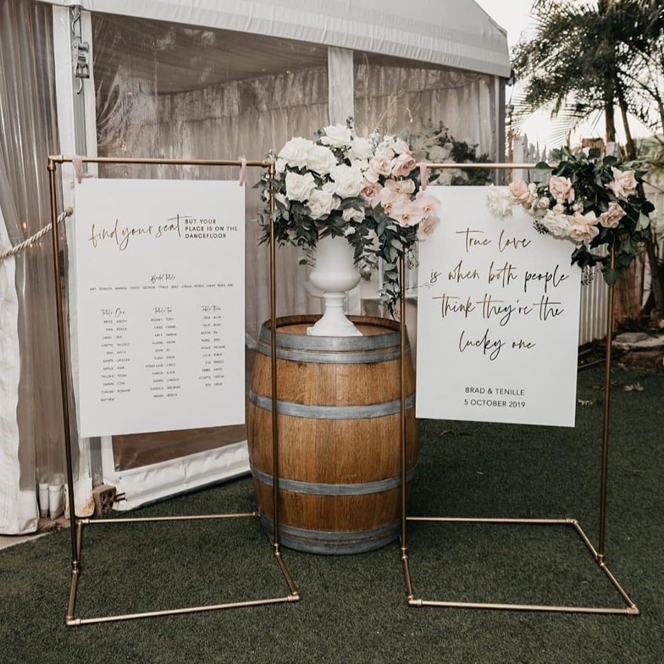 wedding-event-signage-heysweetpeach